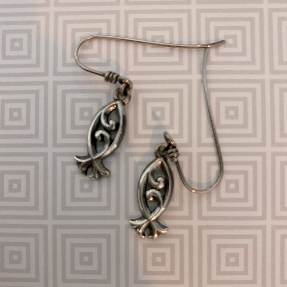 Fish dangle earrings
